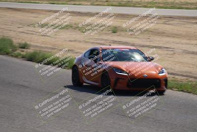 media/Sep-17-2023-Speed Ventures (Sun) [[7e780ba612]]/Orange/Grid and Straight/
